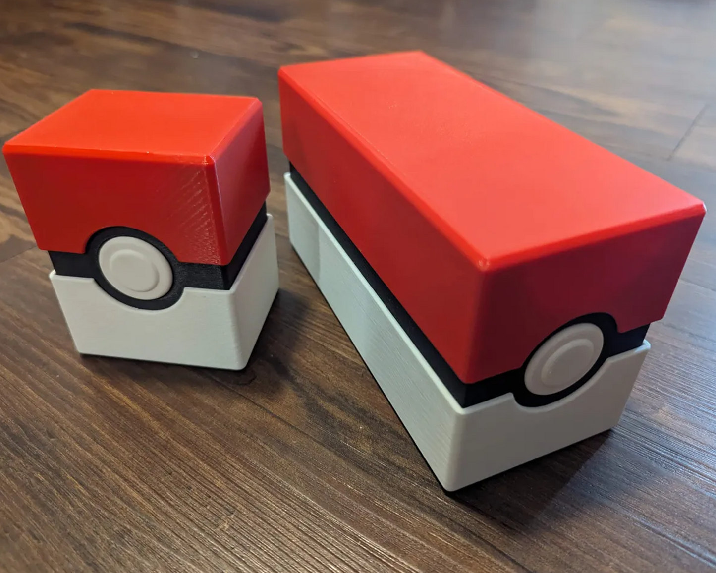 Pokemon-Karten Box